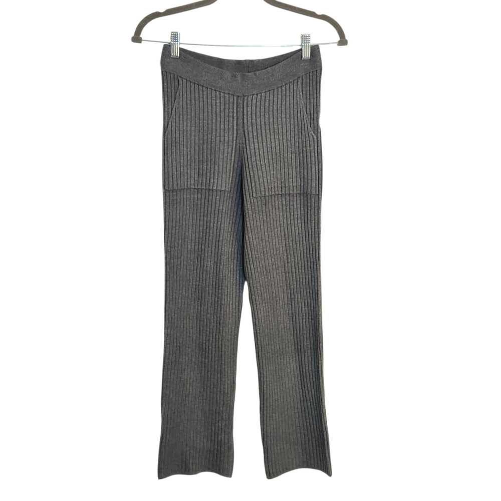 One Grey Day Heather Gray Ribbed Knit Pull On Cropped Pants Size Medium NWT